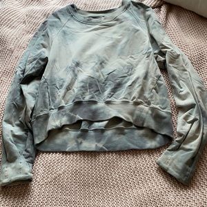 Lululemon crop tie dye sweater